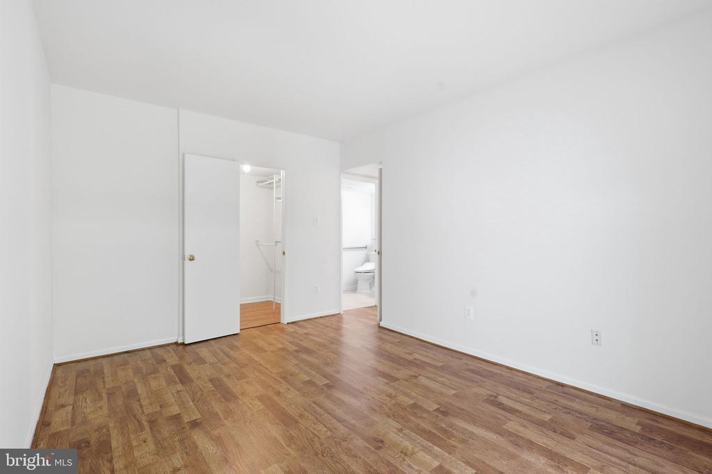 7208 JILLSPRING COURT Unit: 25C