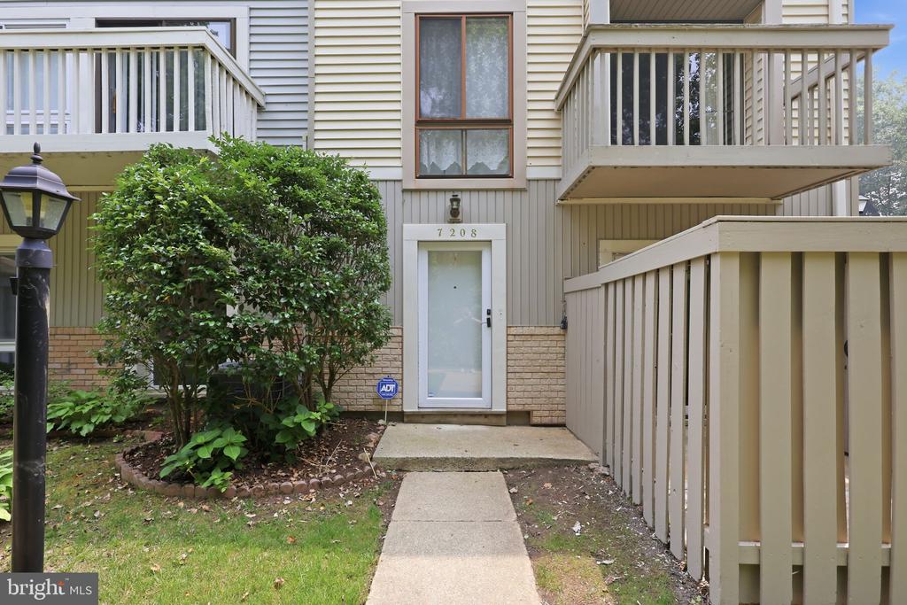 7208 JILLSPRING COURT Unit: 25C