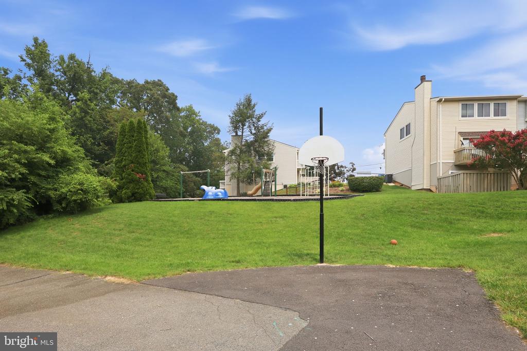 7208 JILLSPRING COURT Unit: 25C