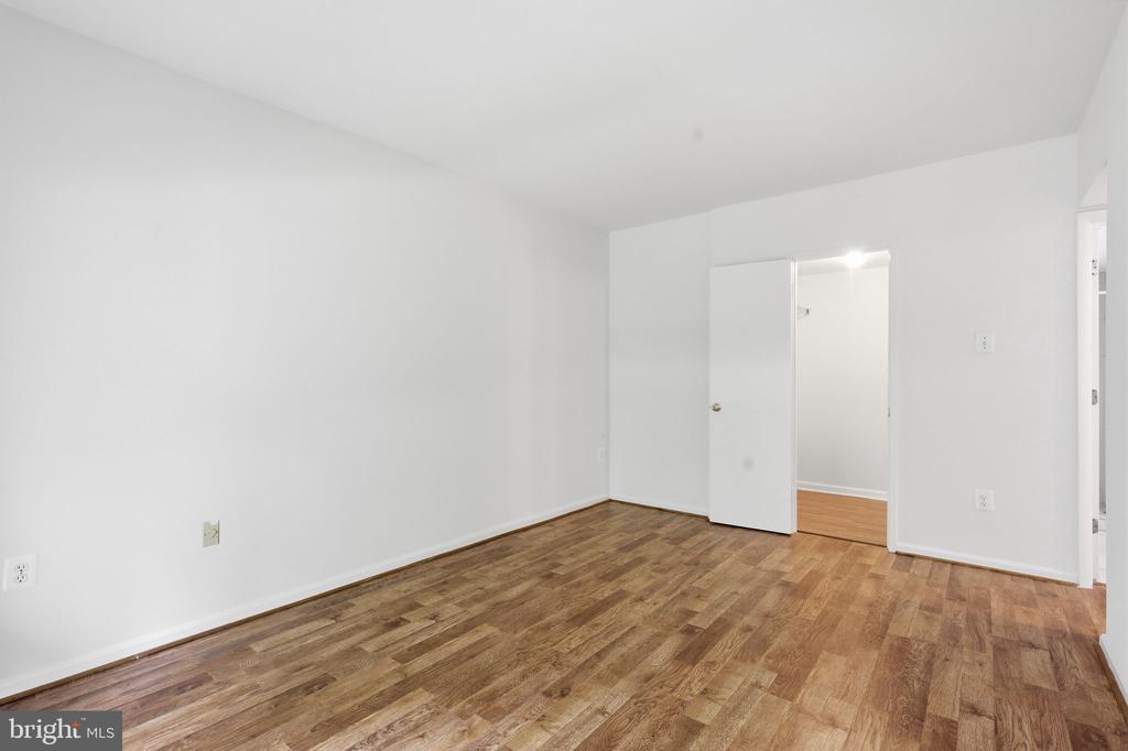 7208 JILLSPRING COURT Unit: 25C