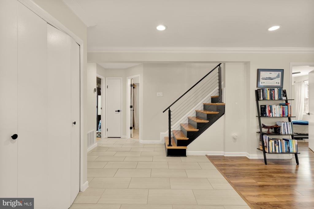 5010 KING RICHARD DRIVE