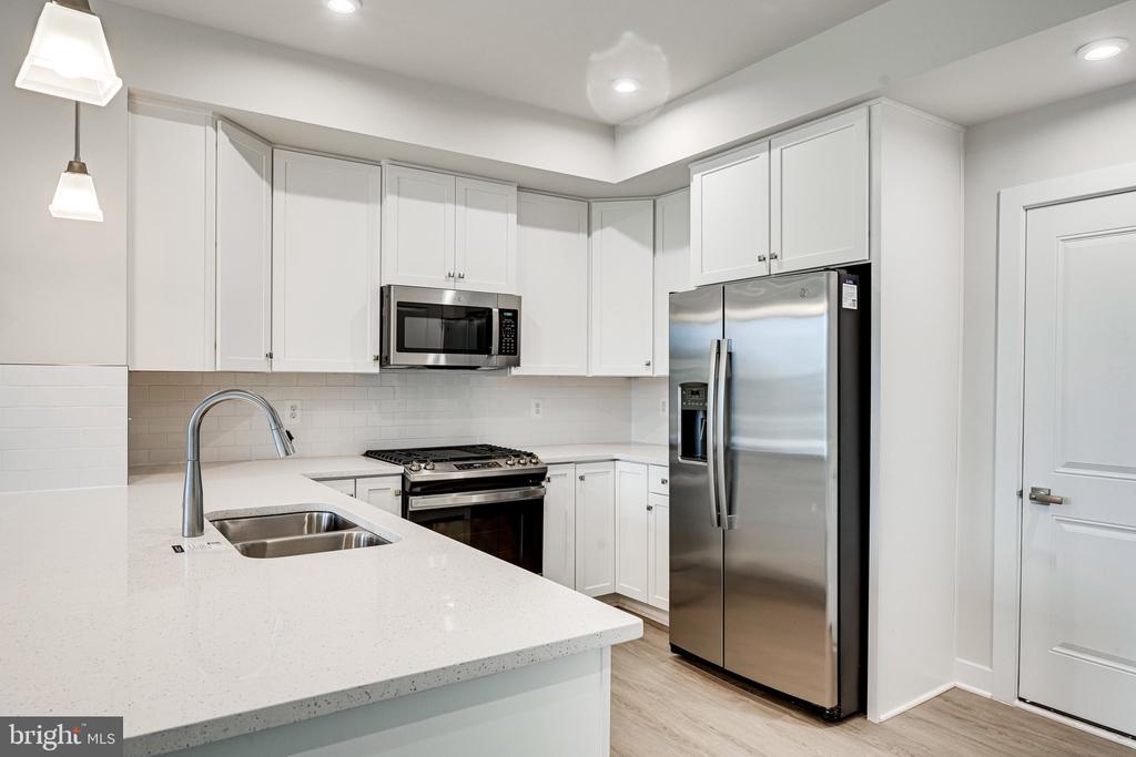 14055 SUNRISE VALLEY DRIVE