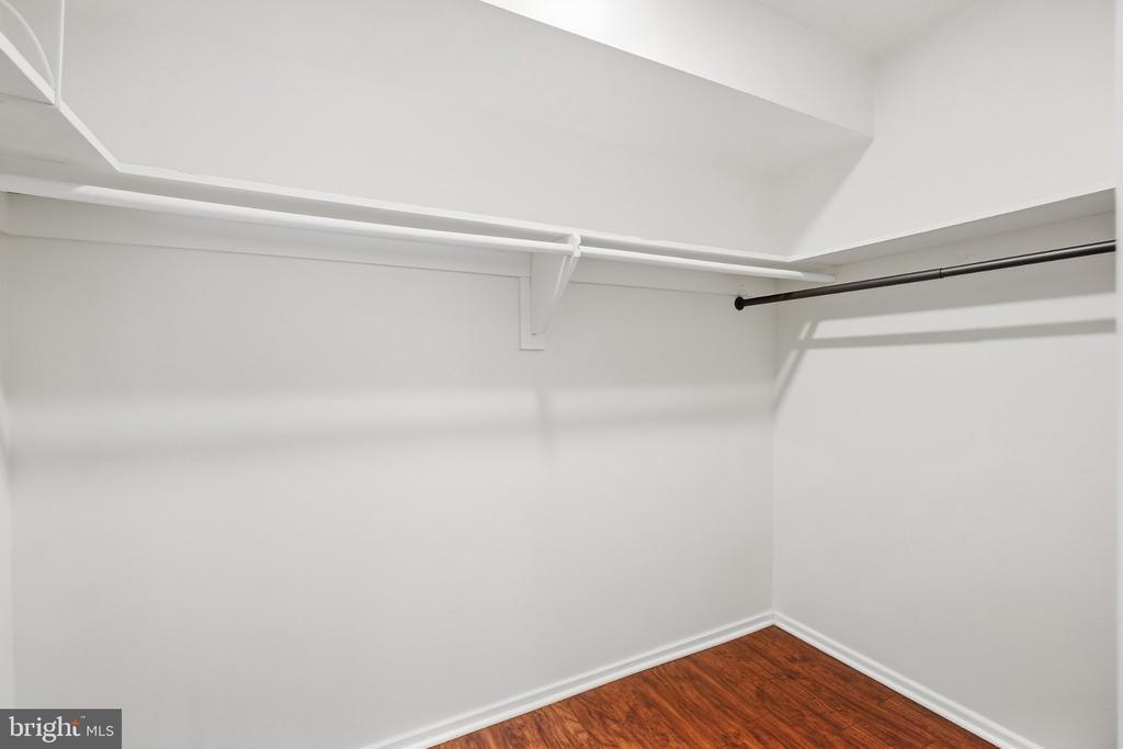 204 PARK TERRACE COURT SE Unit: 24