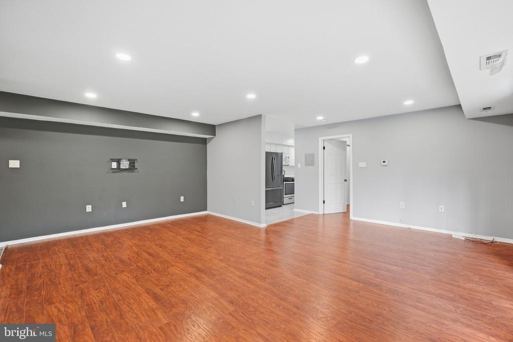 204 PARK TERRACE COURT SE Unit: 24
