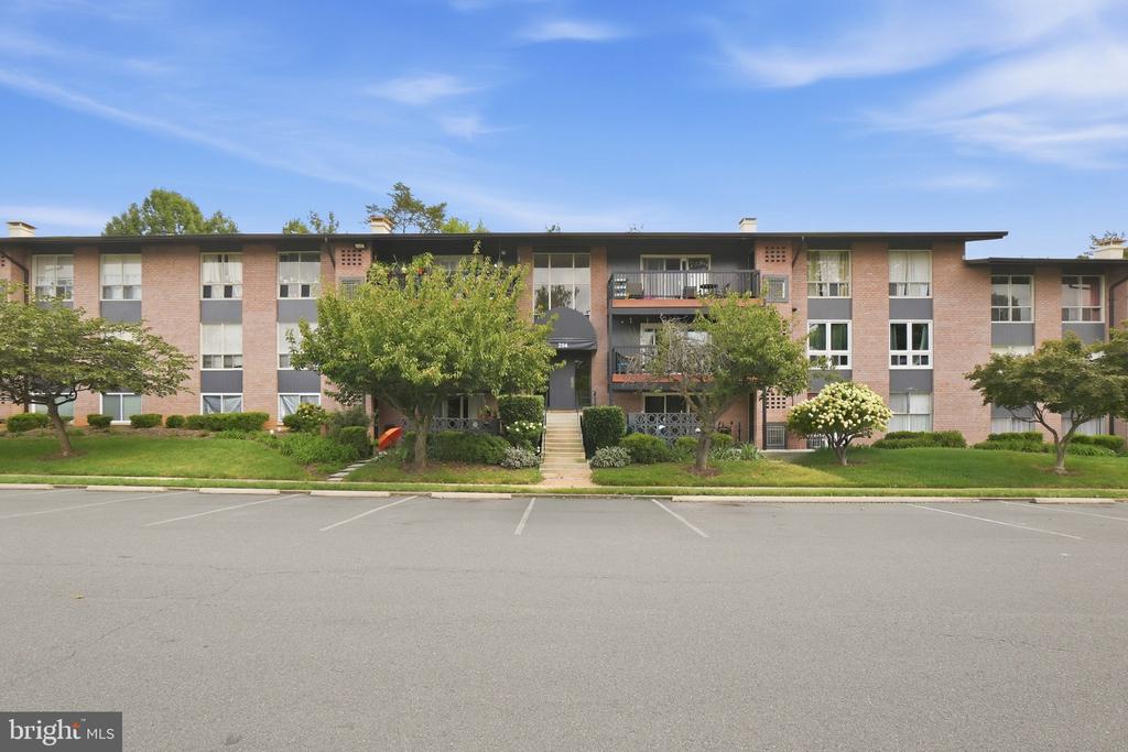 204 PARK TERRACE COURT SE Unit: 24