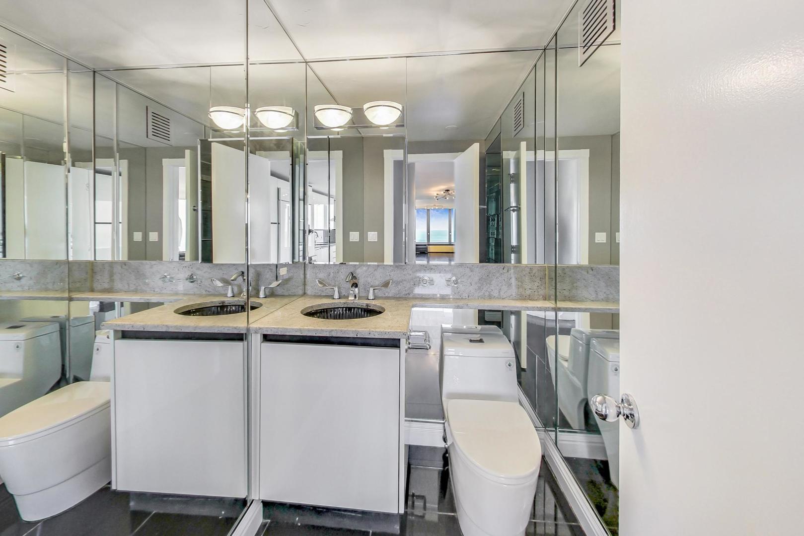 505 N Lake Shore Drive Unit: 4203