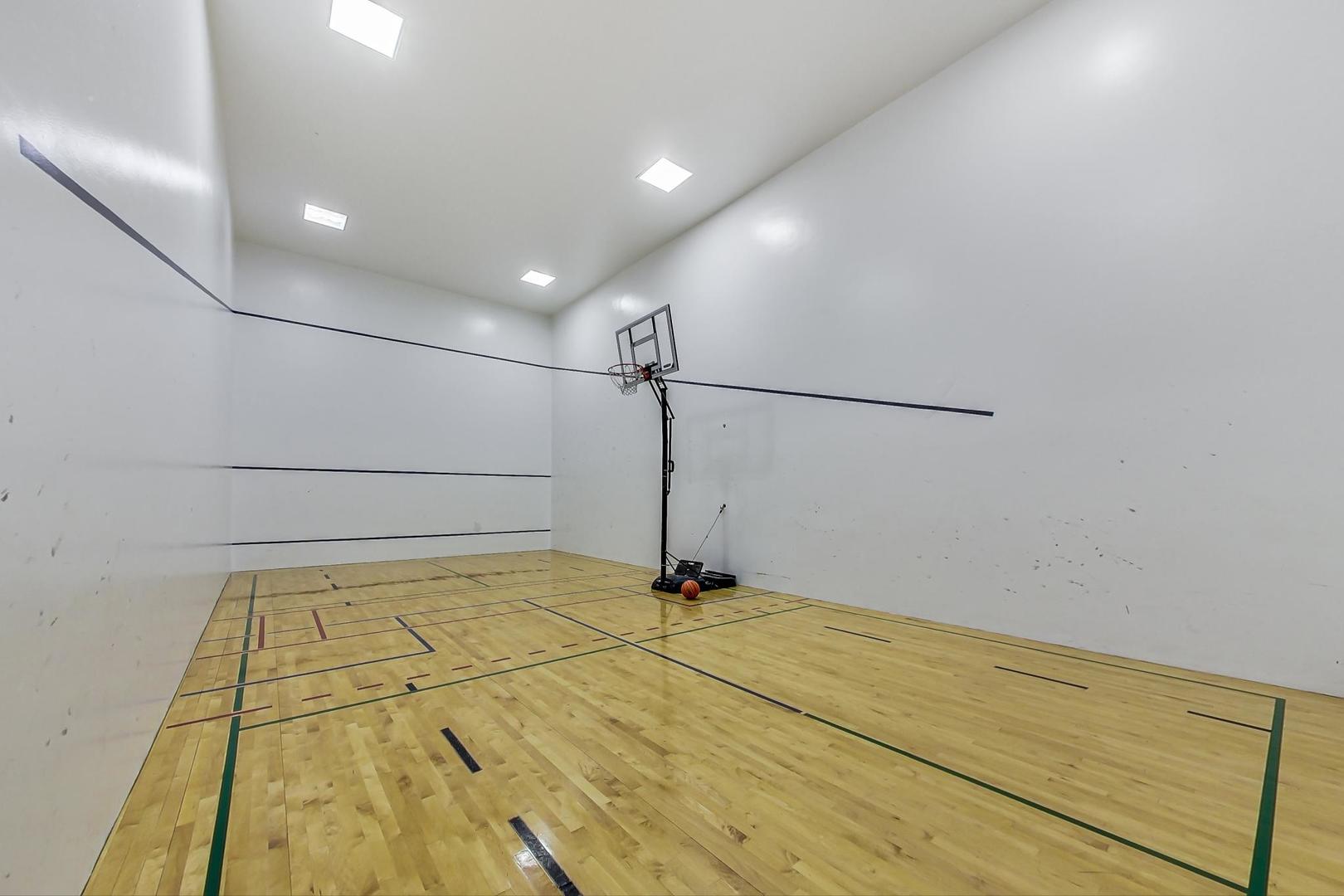 505 N Lake Shore Drive Unit: 4203