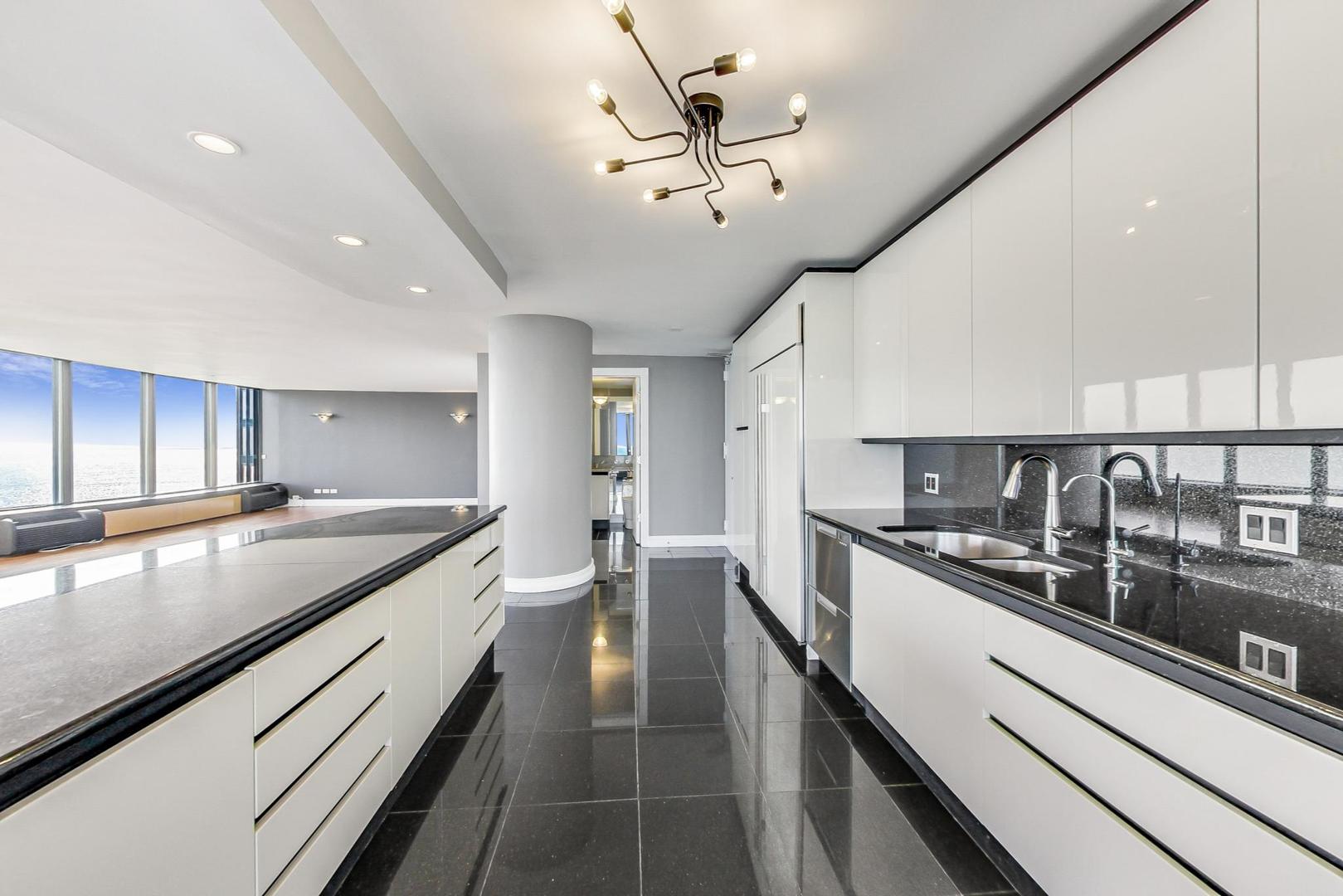 505 N Lake Shore Drive Unit: 4203