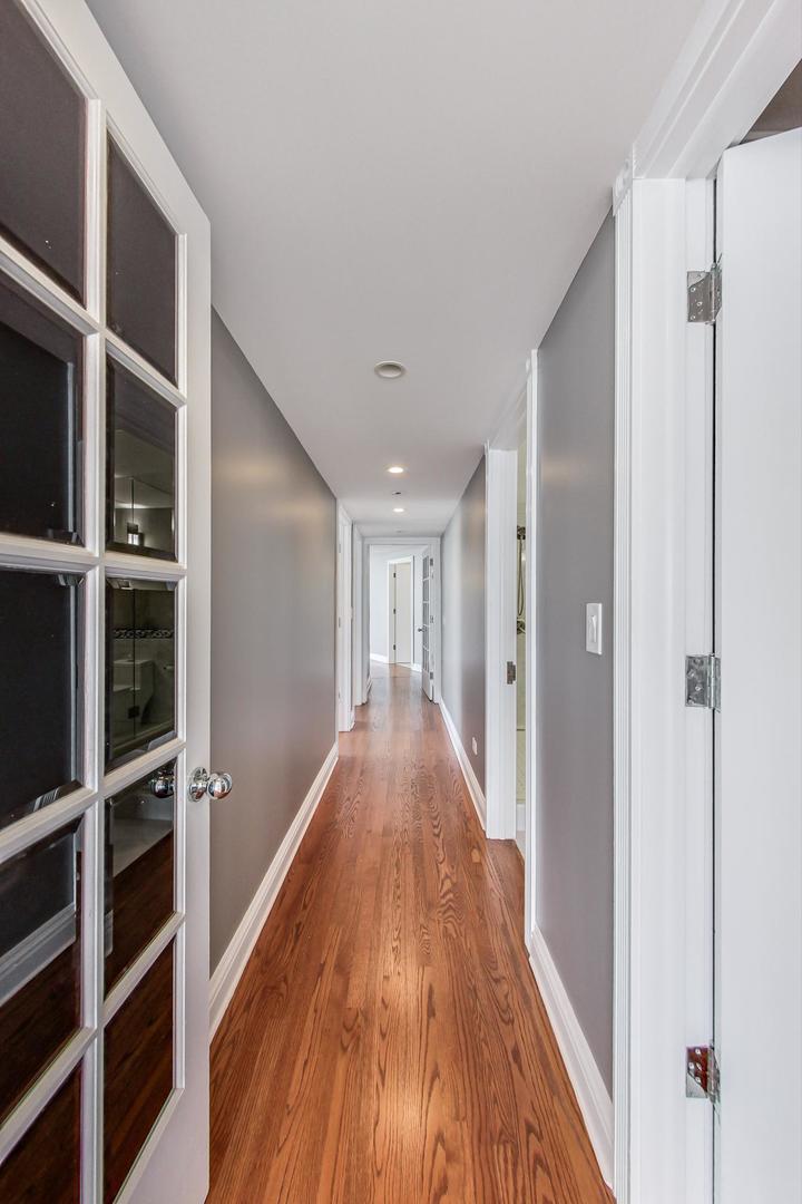 505 N Lake Shore Drive Unit: 4203