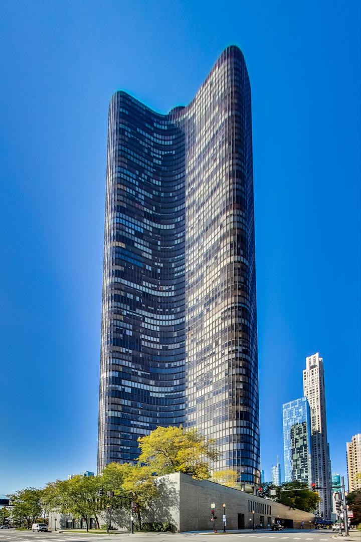 505 N Lake Shore Drive Unit: 4203