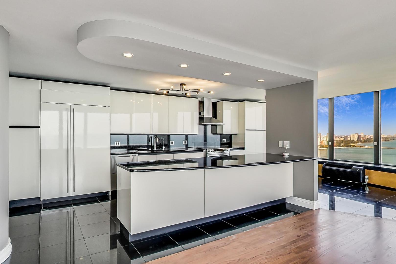 505 N Lake Shore Drive Unit: 4203
