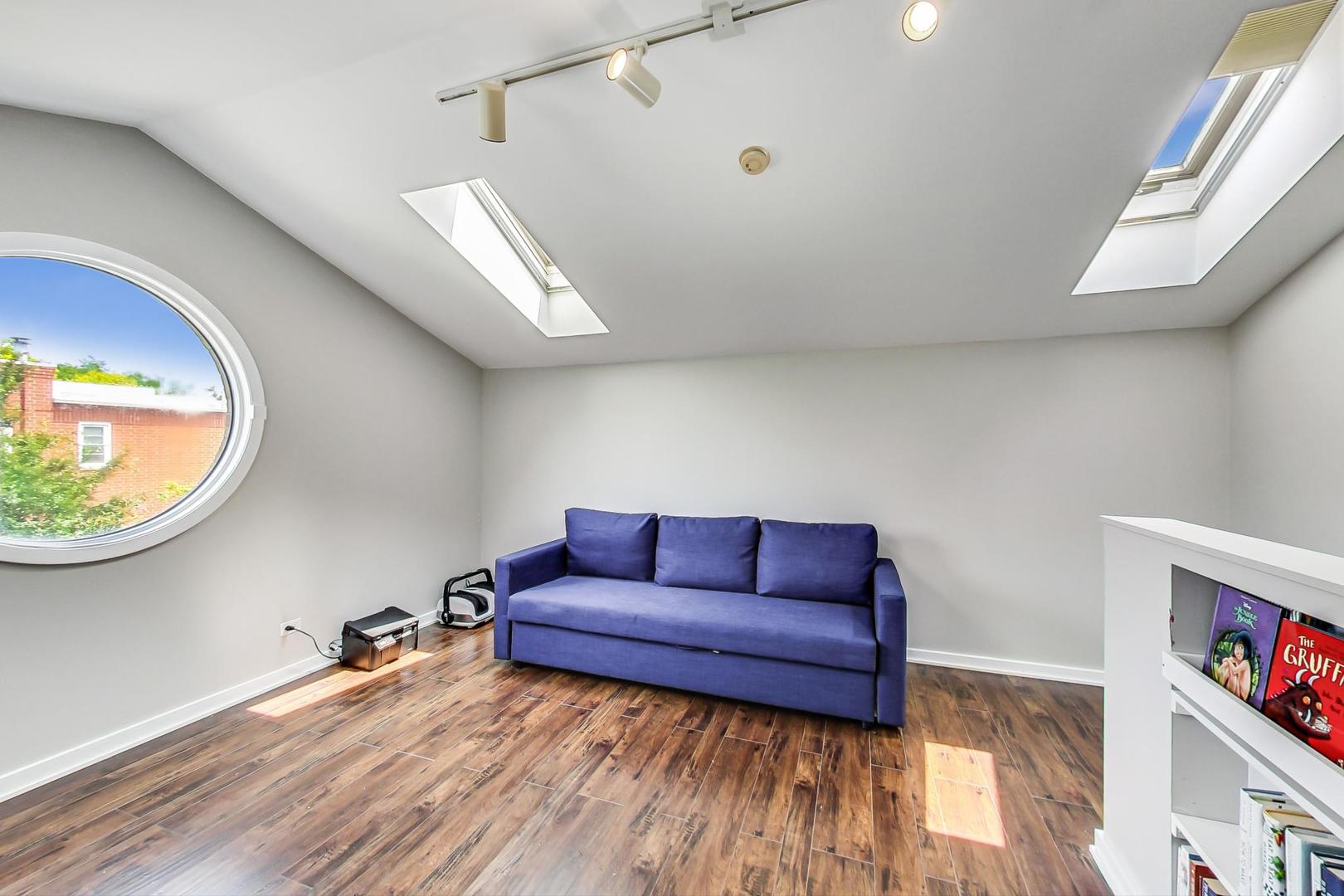 2743 N WOLCOTT Avenue Unit: 44