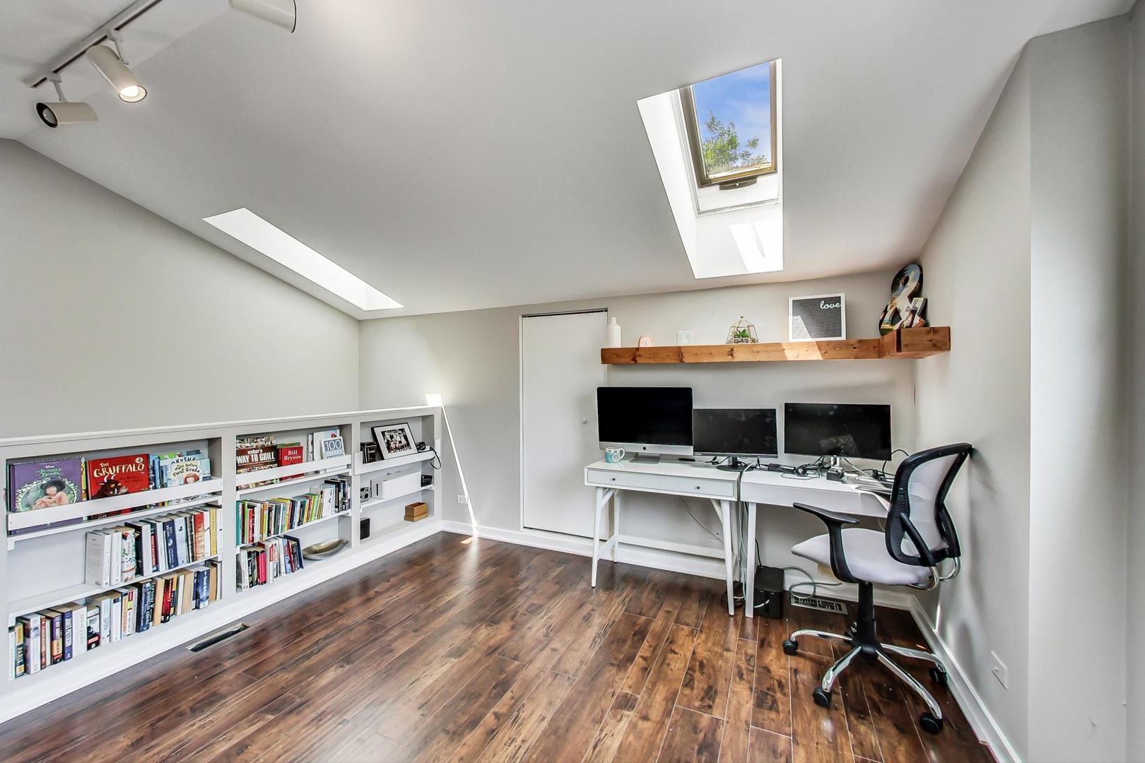 2743 N WOLCOTT Avenue Unit: 44
