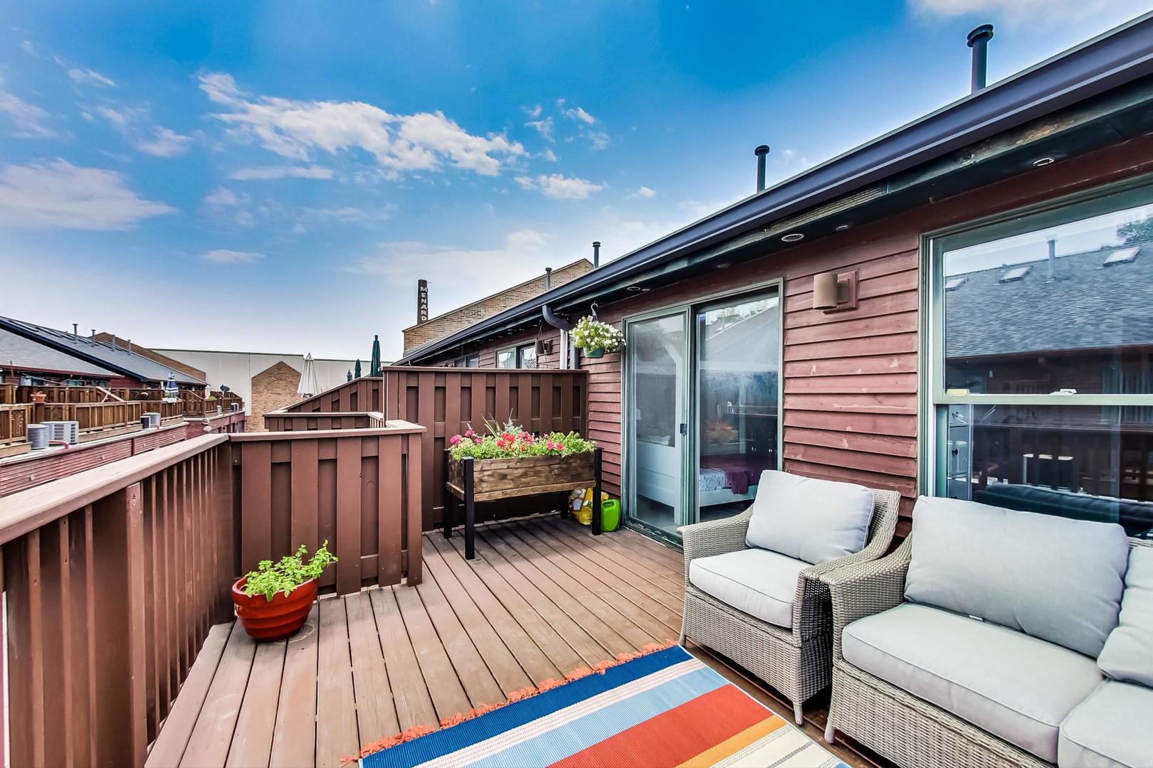 2743 N WOLCOTT Avenue Unit: 44