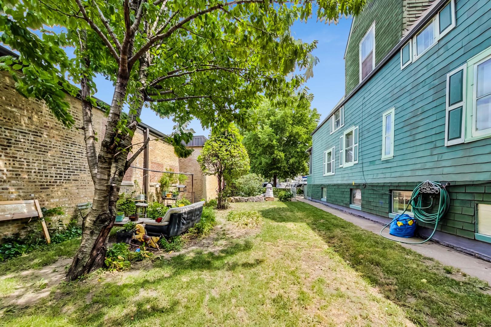 3112-14 N Rockwell Street