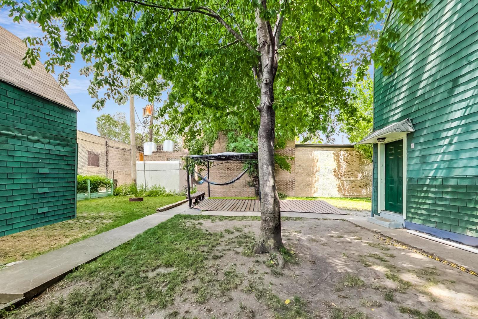 3112-14 N Rockwell Street
