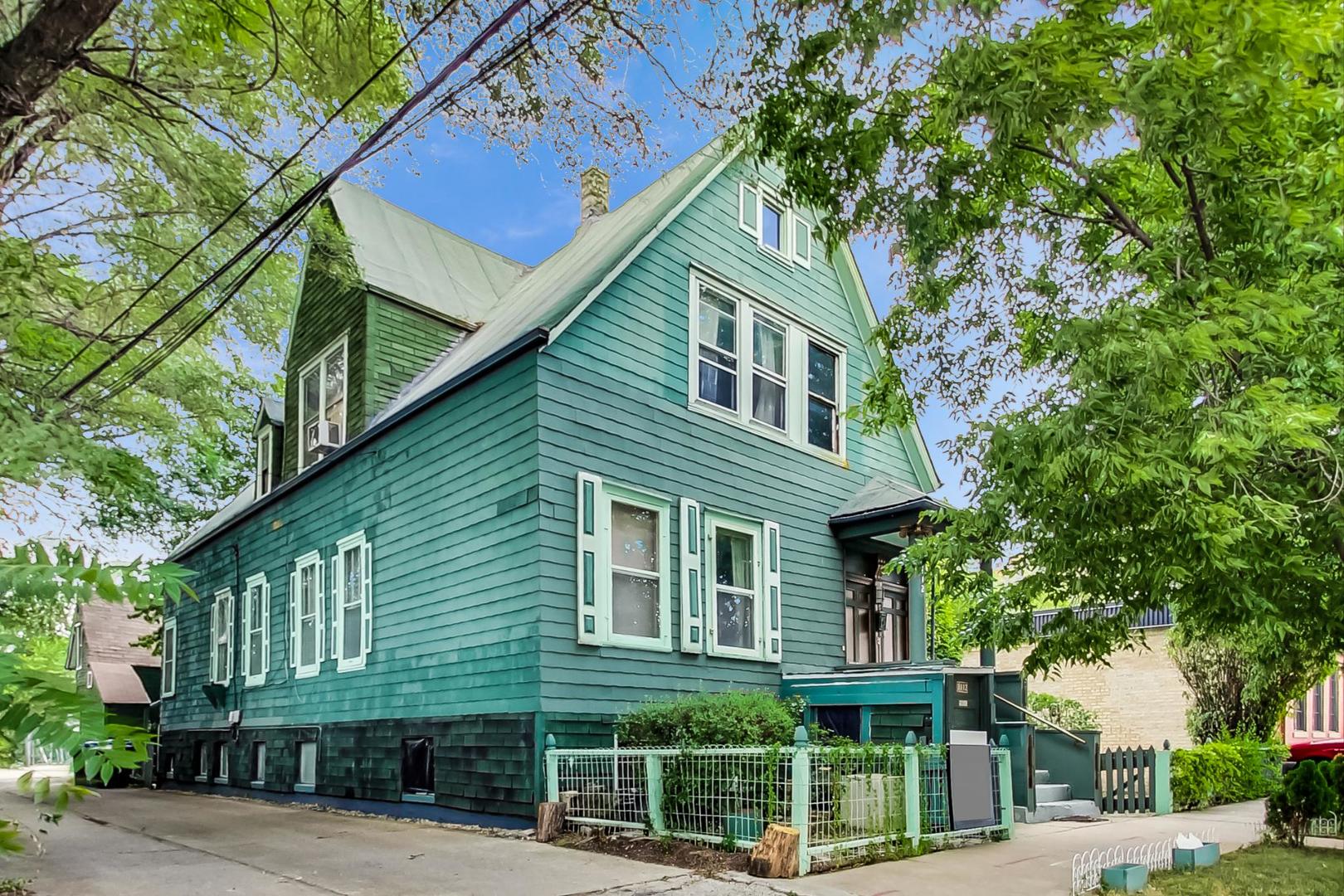 3112-14 N Rockwell Street