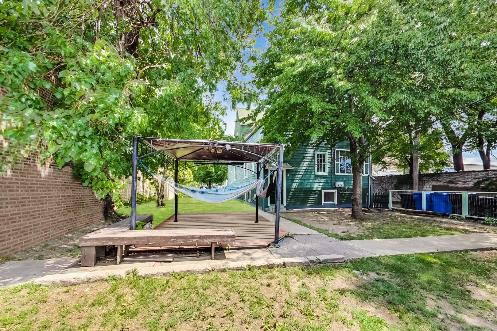 3112-14 N Rockwell Street