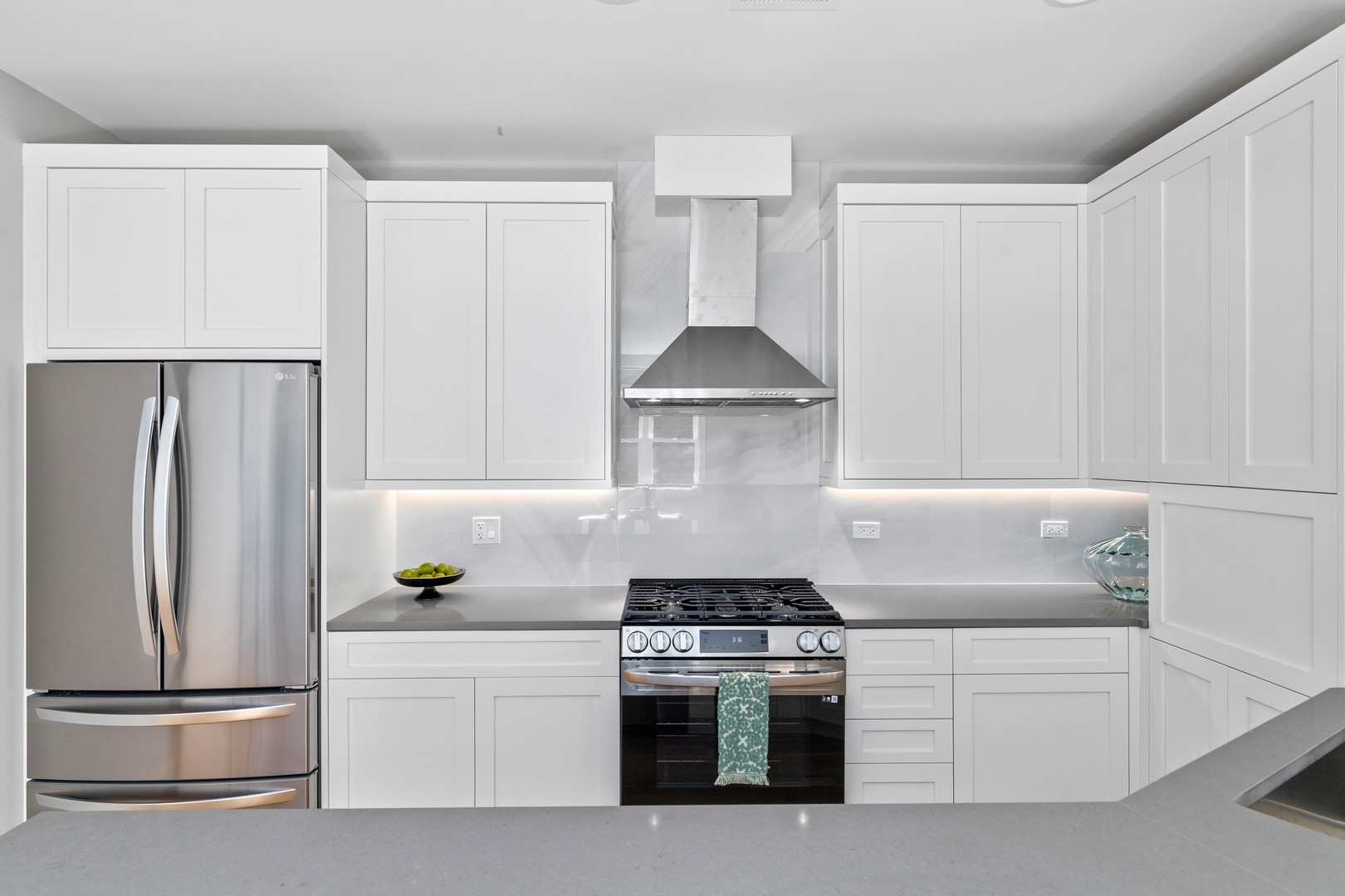 3216 N Francisco Avenue Unit: 3S