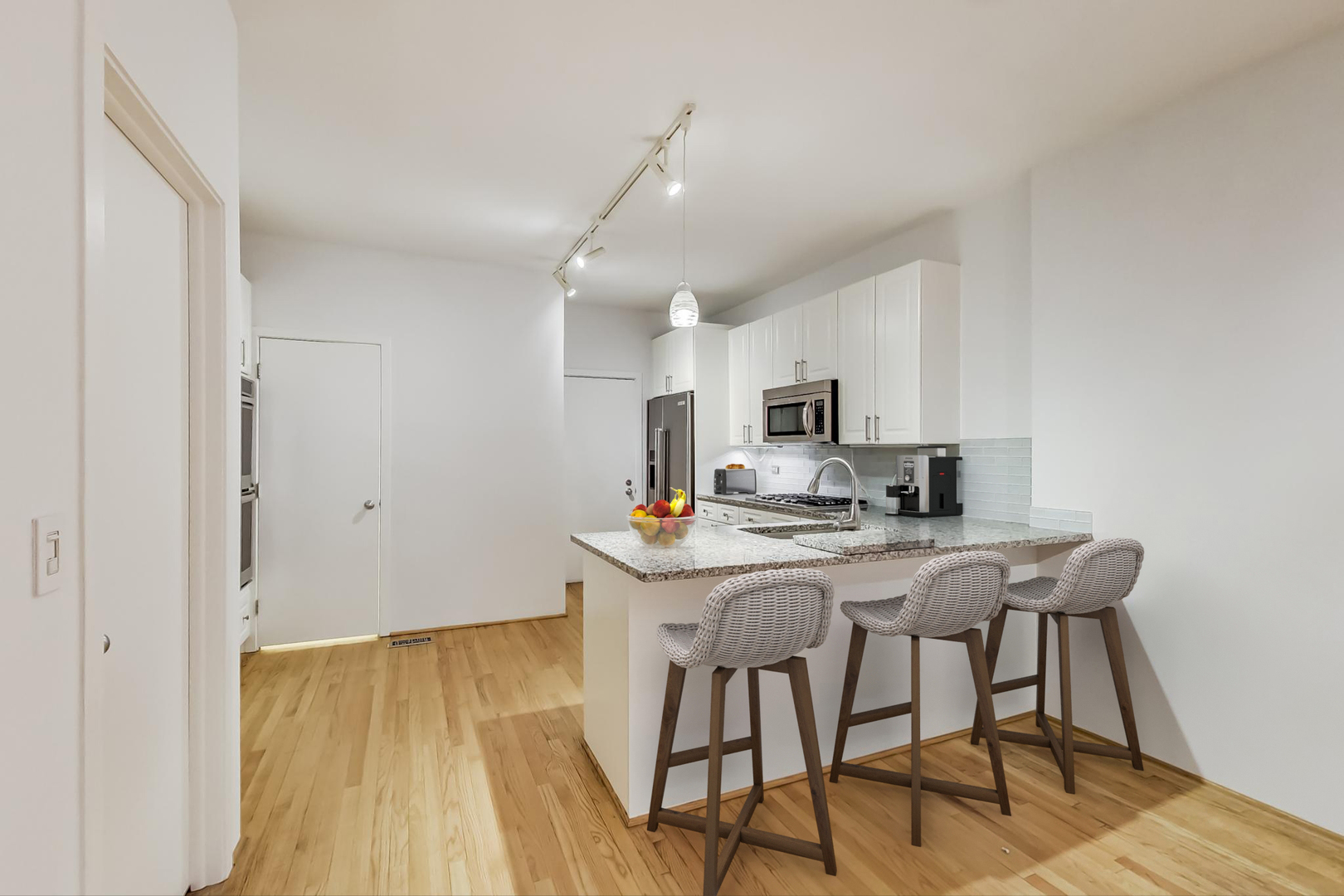 2743 N Wolcott Avenue Unit: 39