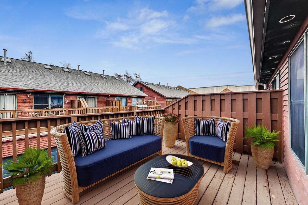2743 N Wolcott Avenue Unit: 39