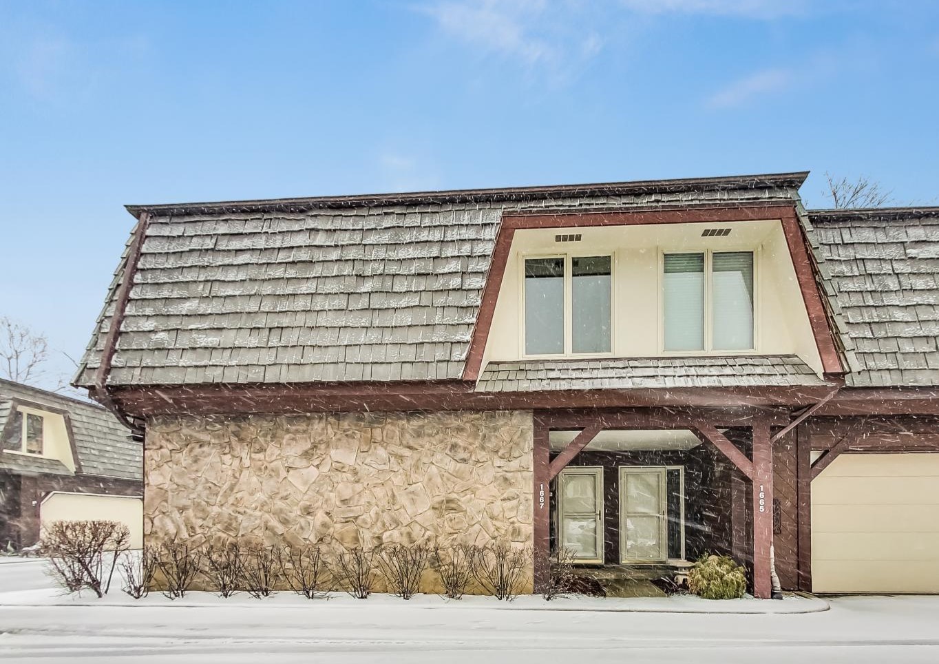 1667 Winnetka Road