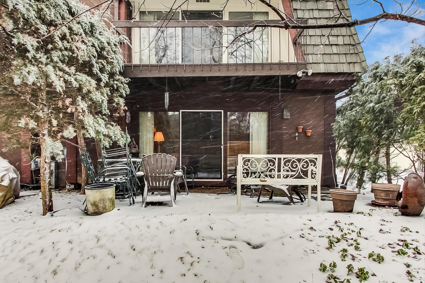 1667 Winnetka Road