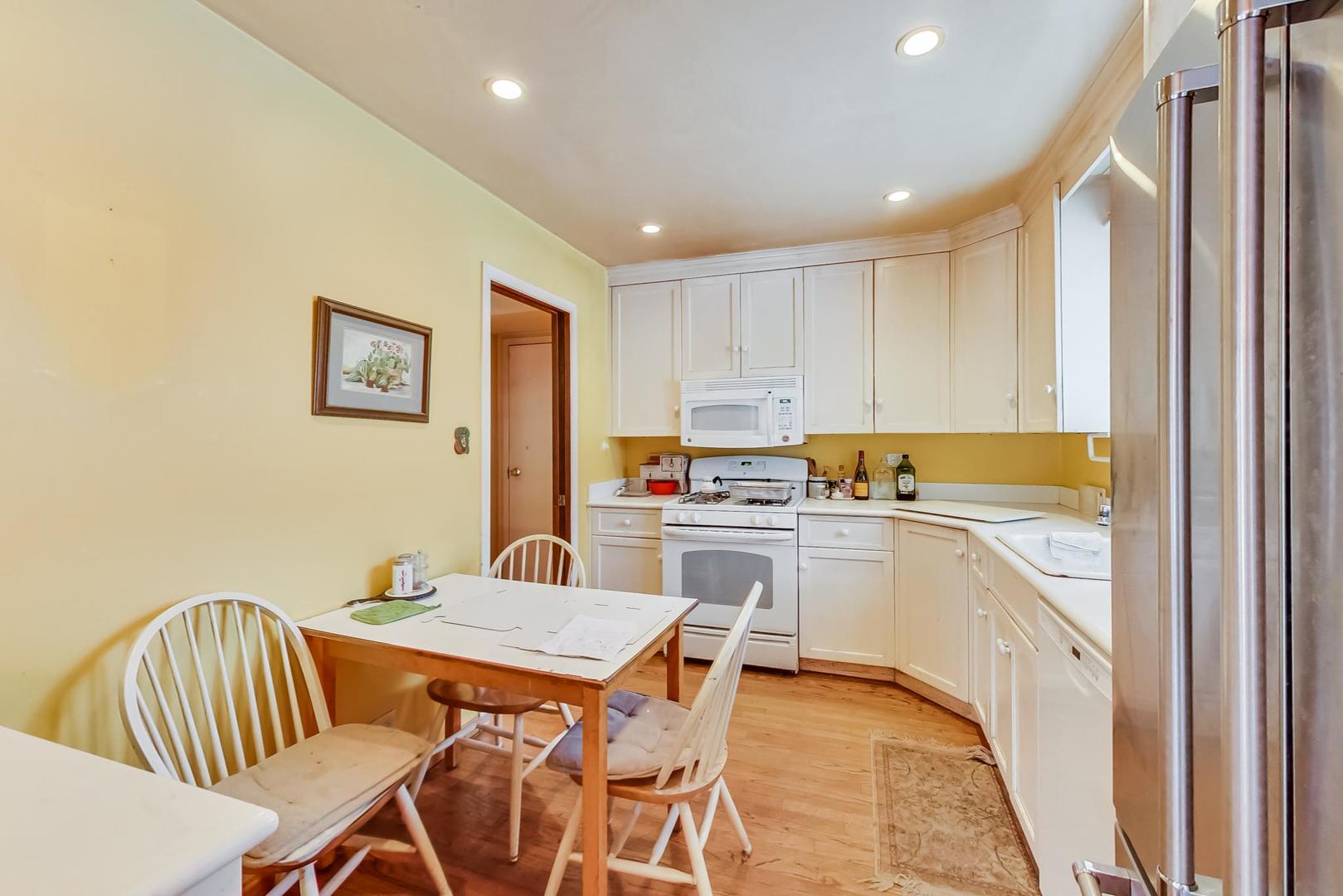 1667 Winnetka Road