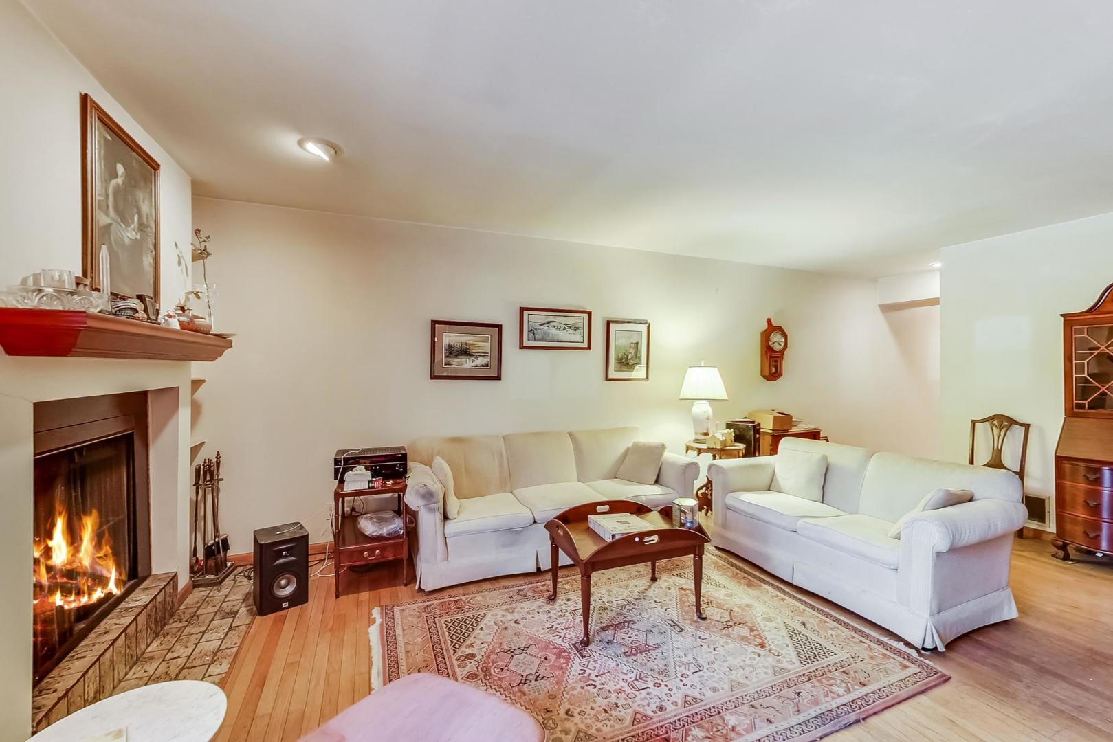 1667 Winnetka Road