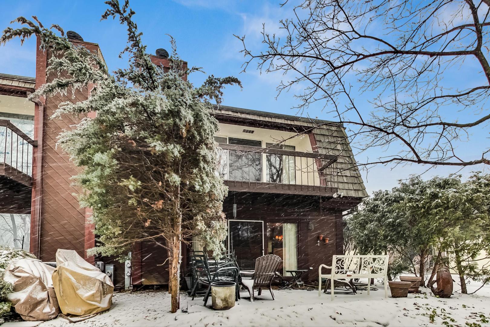 1667 Winnetka Road