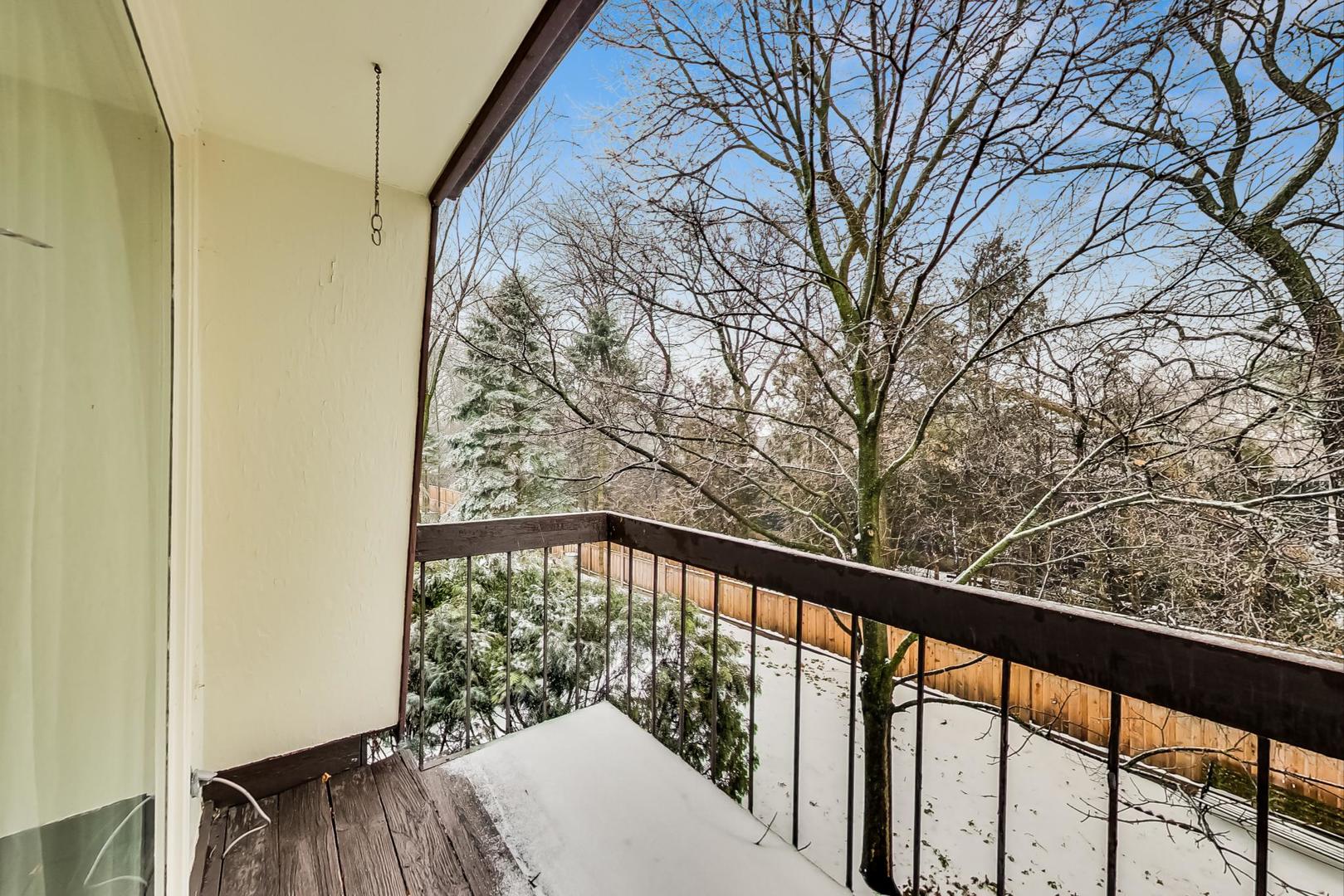 1667 Winnetka Road