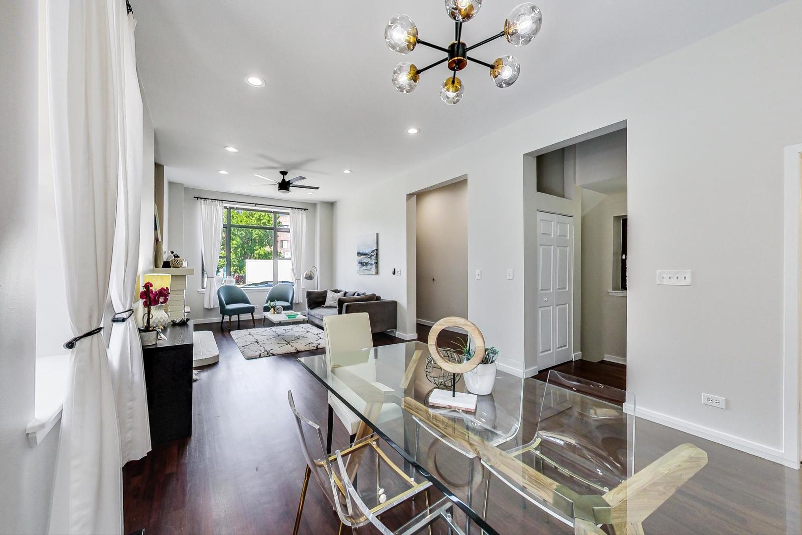 613 N Racine Avenue Unit: 1