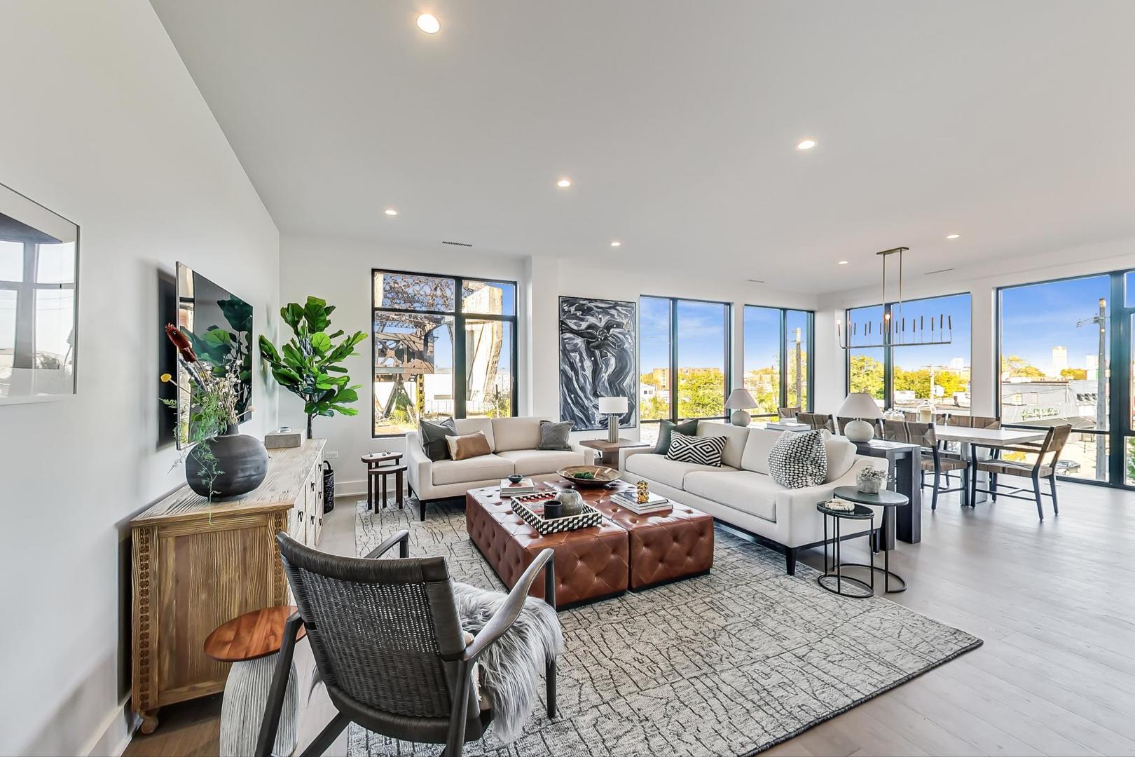 1701 W Webster Avenue Unit: 304