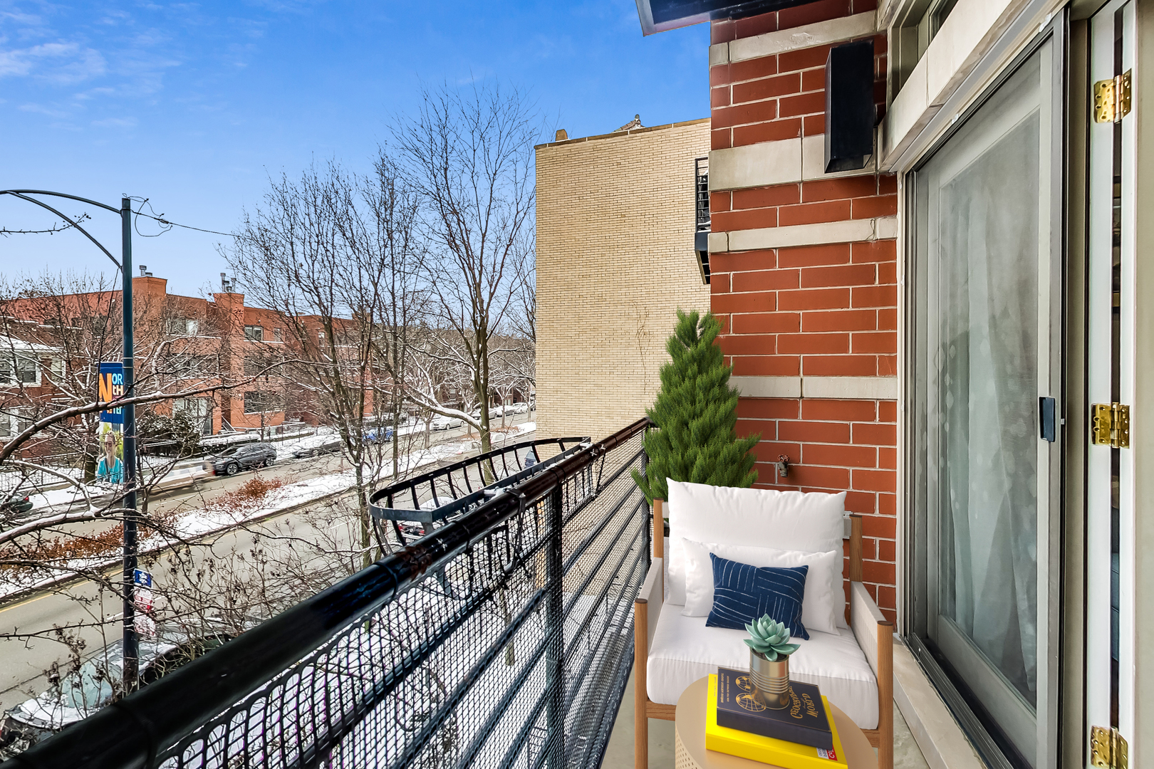 4226 N Ashland Avenue Unit: 3B