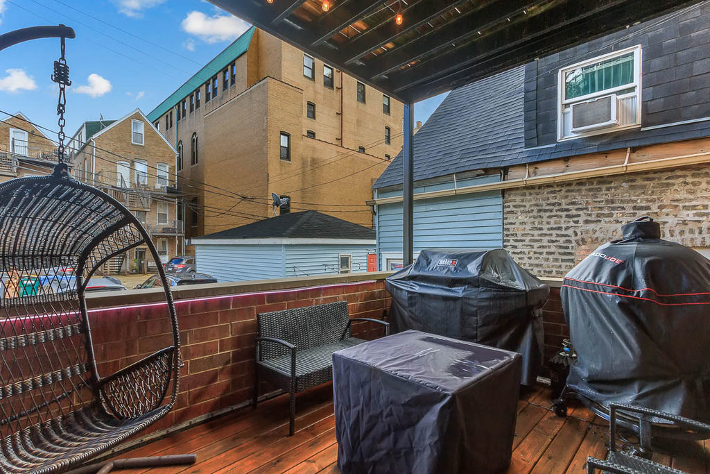 1223 N Greenview Avenue Unit: 1S