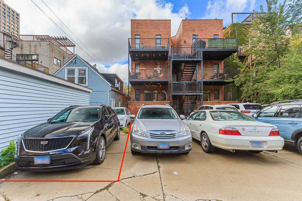 1223 N Greenview Avenue Unit: 1S
