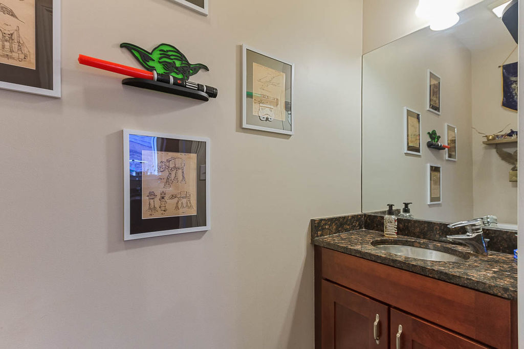 1223 N Greenview Avenue Unit: 1S