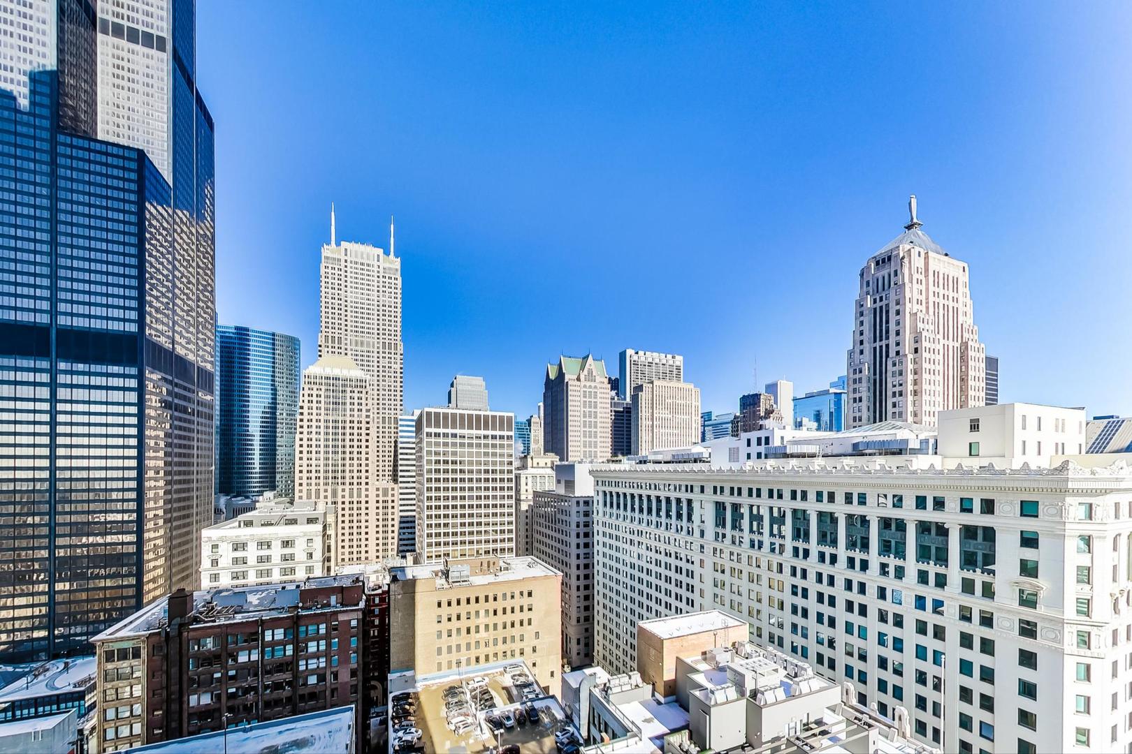 235 W Van Buren Street Unit: 2822