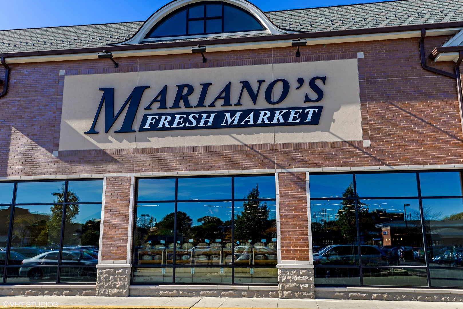 1831 W BELMONT Avenue Unit: 4
