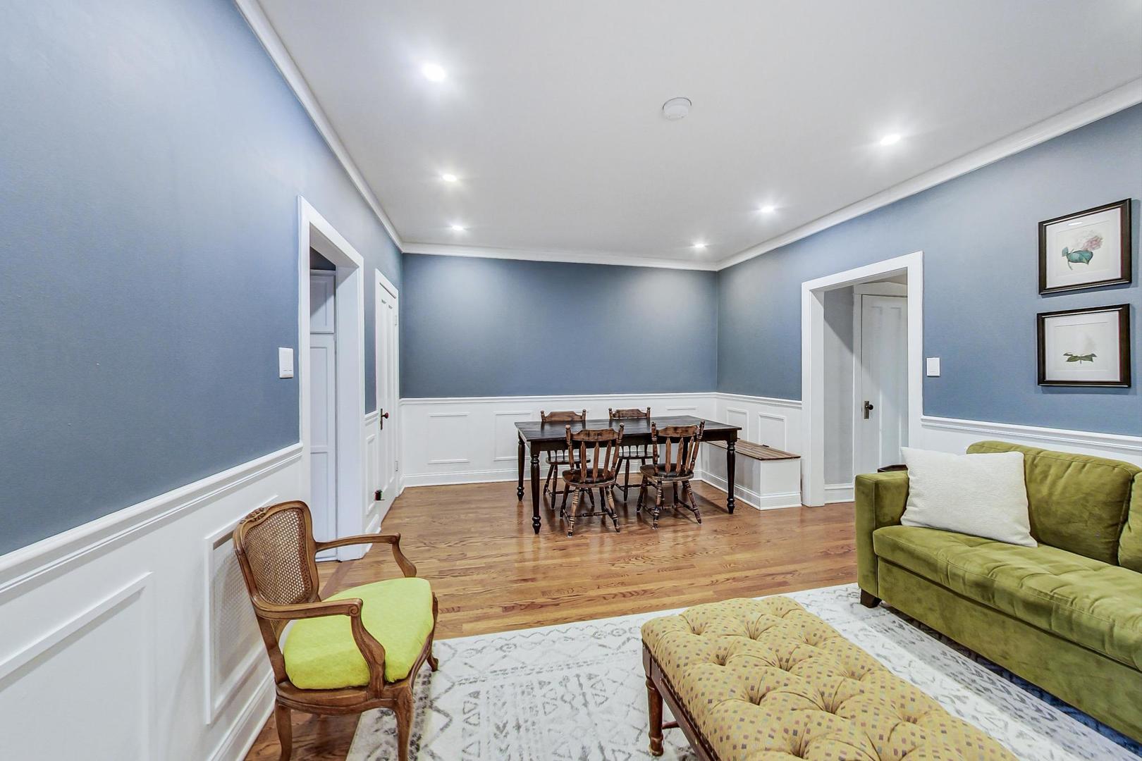 3536 N Bosworth Avenue Unit: 2S