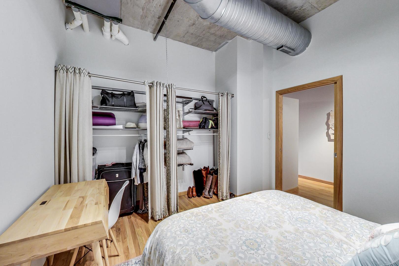 849 N Franklin Street Unit: 422