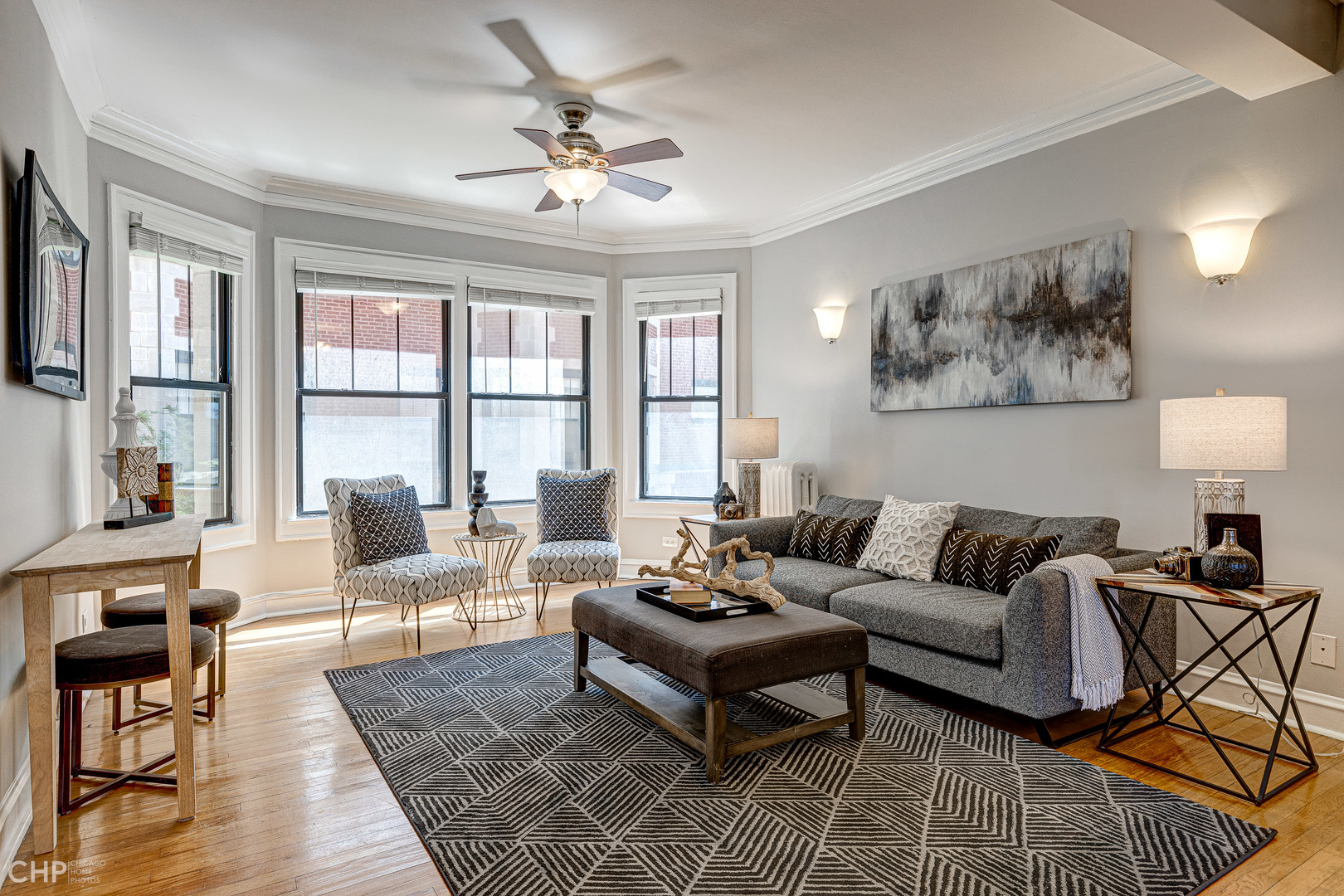 7649 N EASTLAKE Terrace Unit: 1B