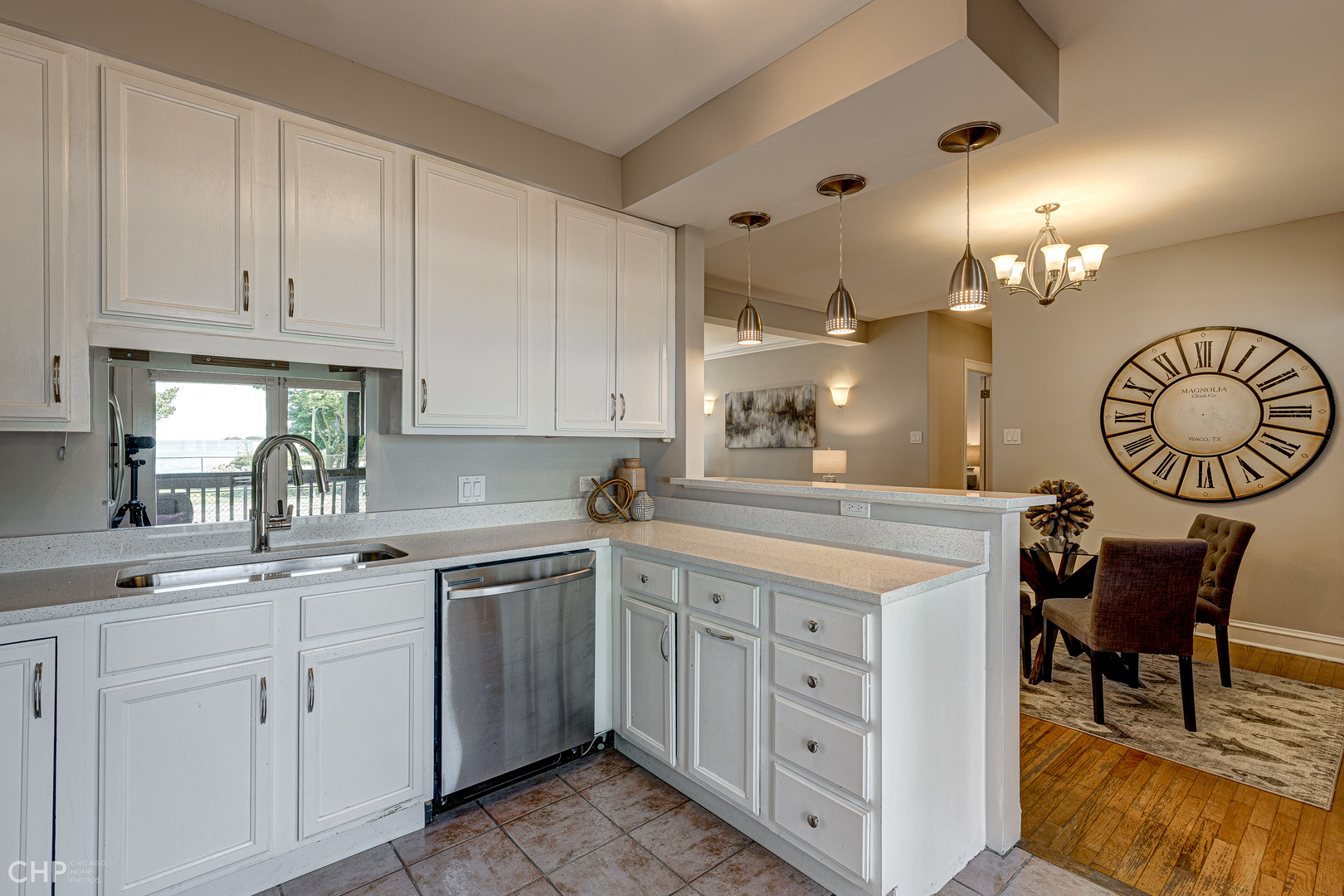 7649 N EASTLAKE Terrace Unit: 1B