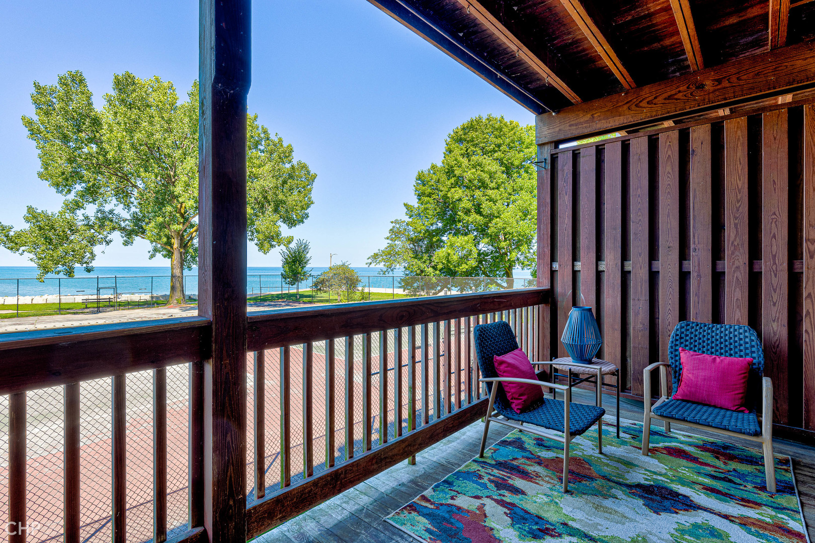 7649 N EASTLAKE Terrace Unit: 1B