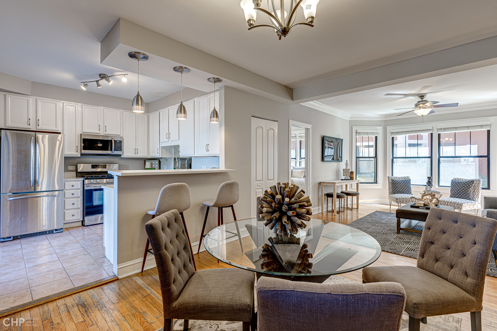 7649 N EASTLAKE Terrace Unit: 1B
