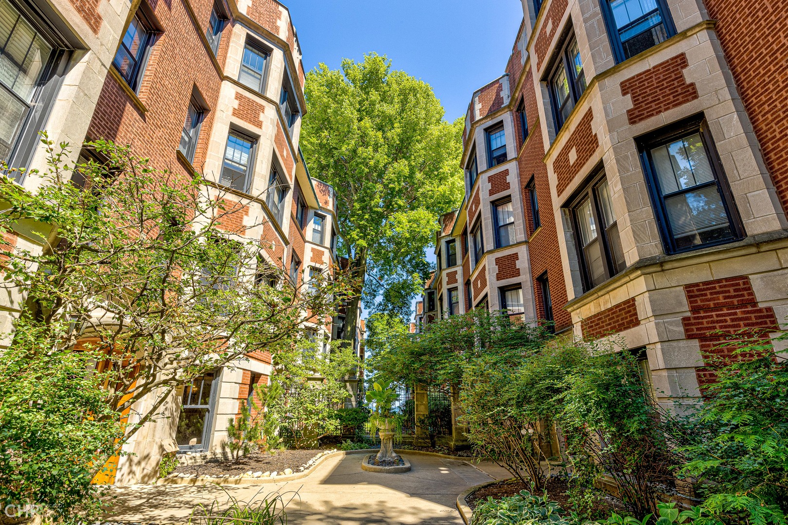7649 N EASTLAKE Terrace Unit: 1B