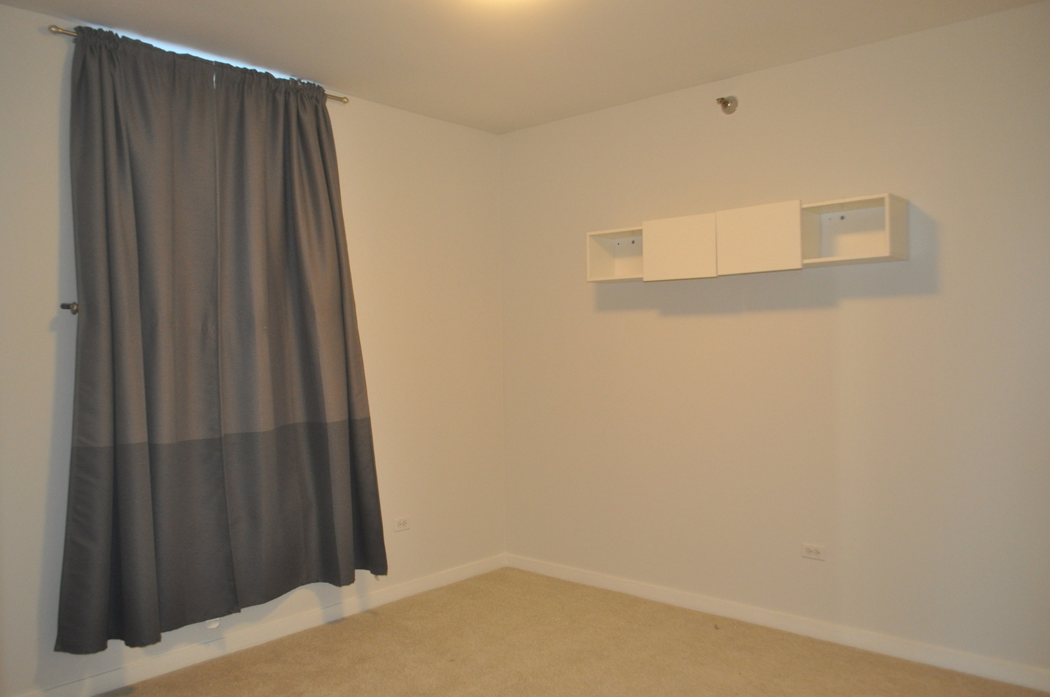 330 W GRAND Avenue Unit: 1004