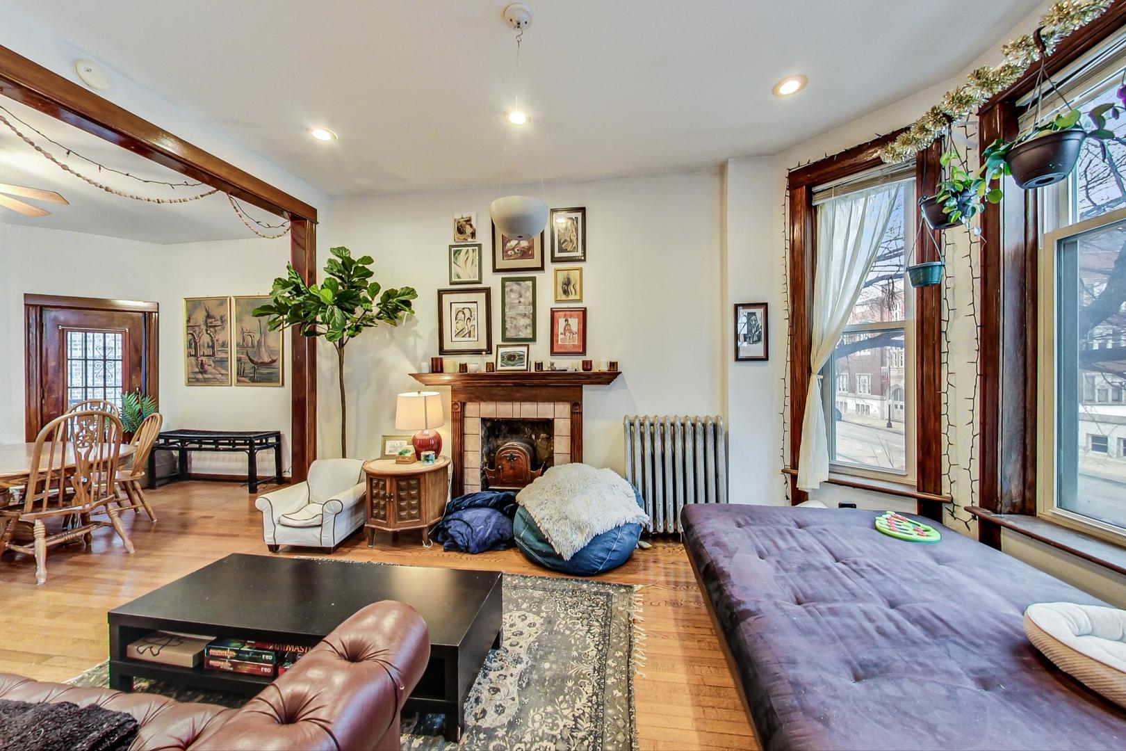 4032 N Ashland Avenue