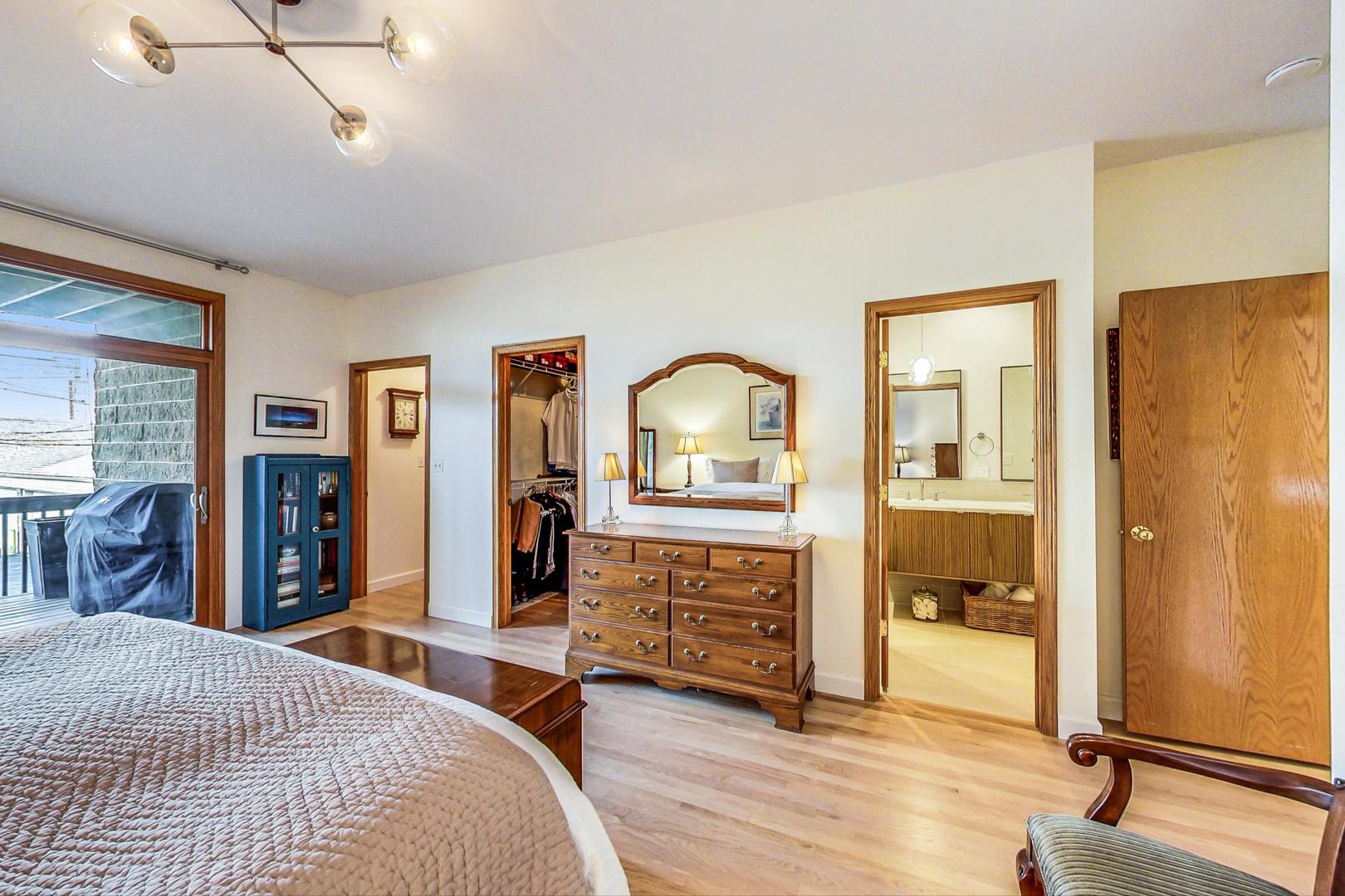 626 W WRIGHTWOOD Avenue Unit: 2W
