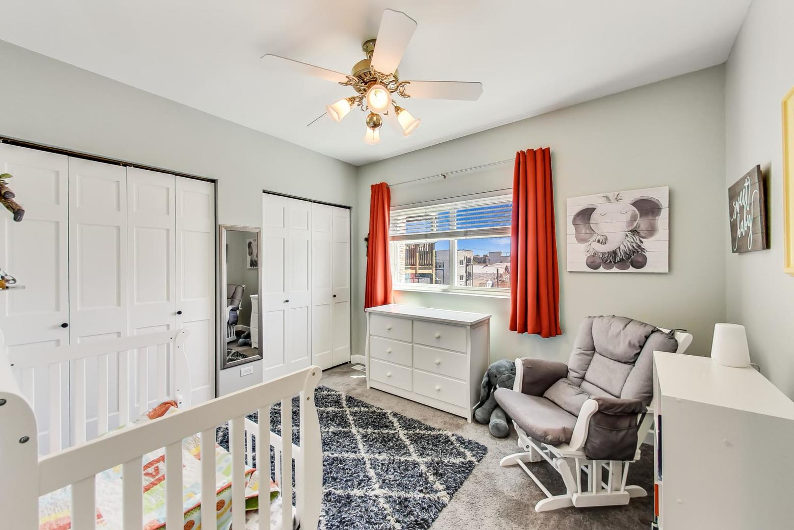1429 N PAULINA Street Unit: C